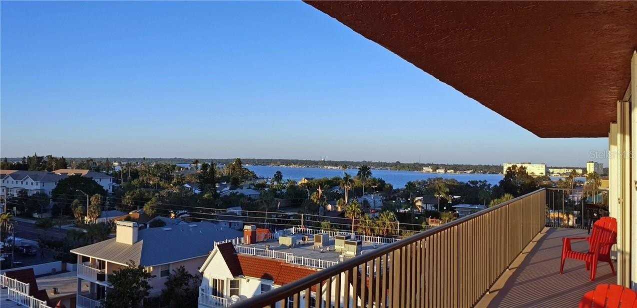 15316 Gulf Blvd #604 - Photo 7 of 24