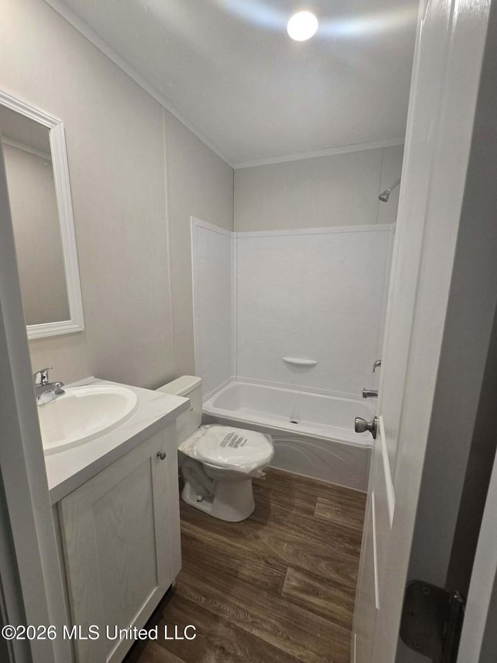 140 Saint Paul Rd - Photo 6 of 10