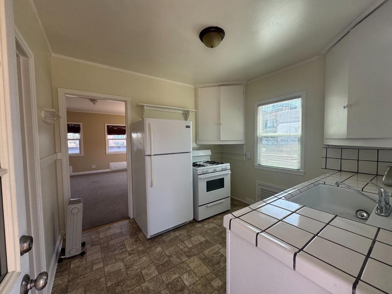 268 Lorton Ave - Photo 2 of 11