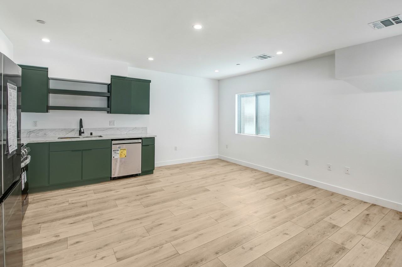 5624 Raber St #5624 - Photo 4 of 24