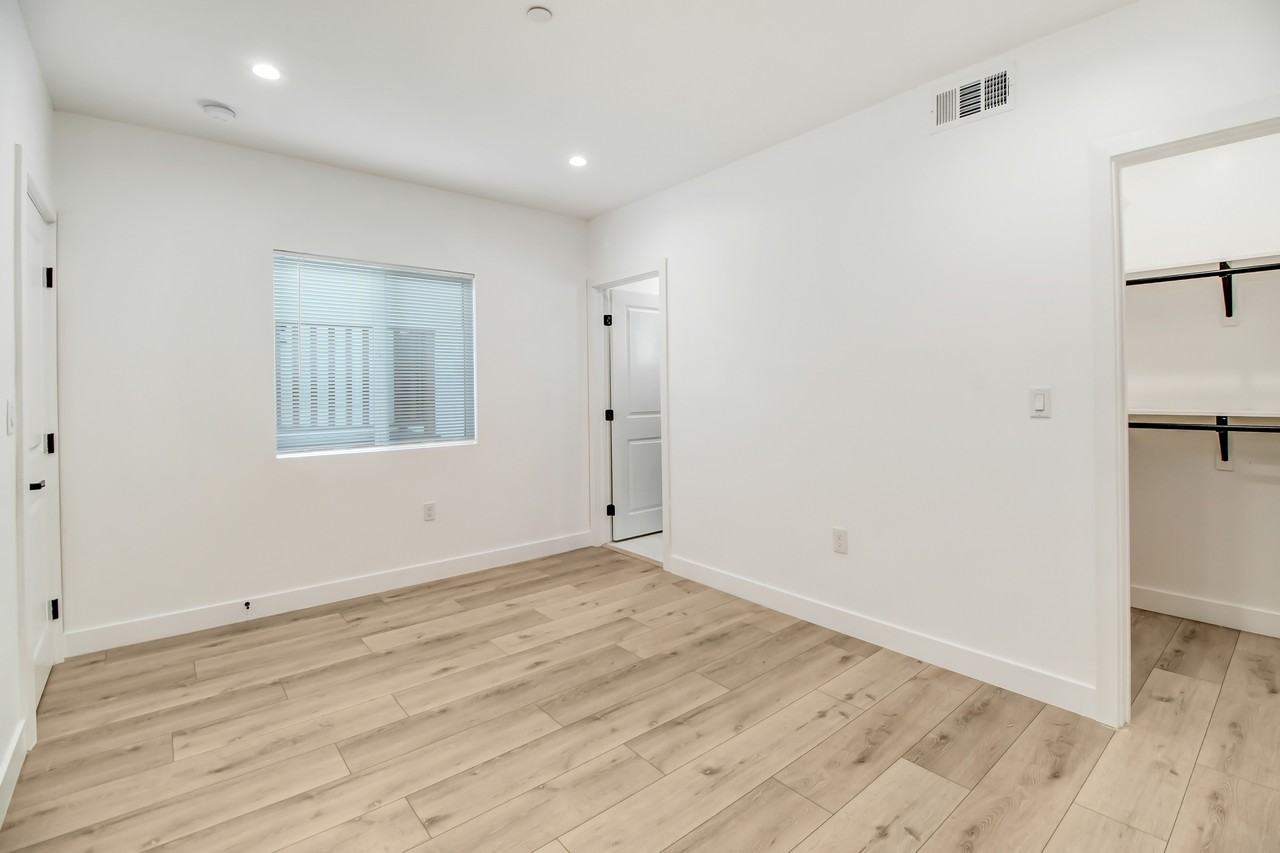 5624 Raber St #5624 - Photo 7 of 24