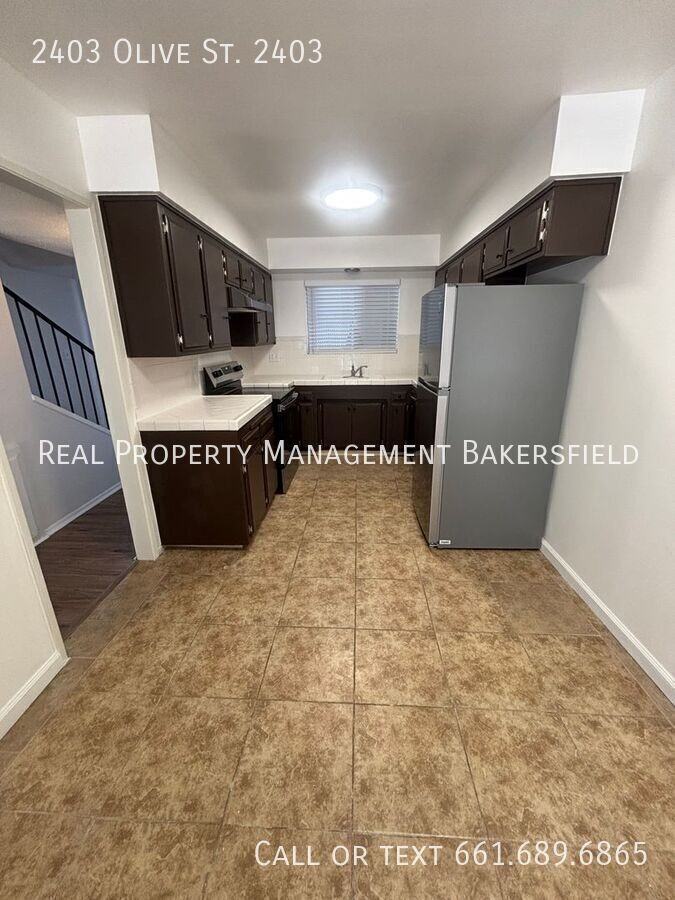 2403 Olive St - Photo 5 of 18