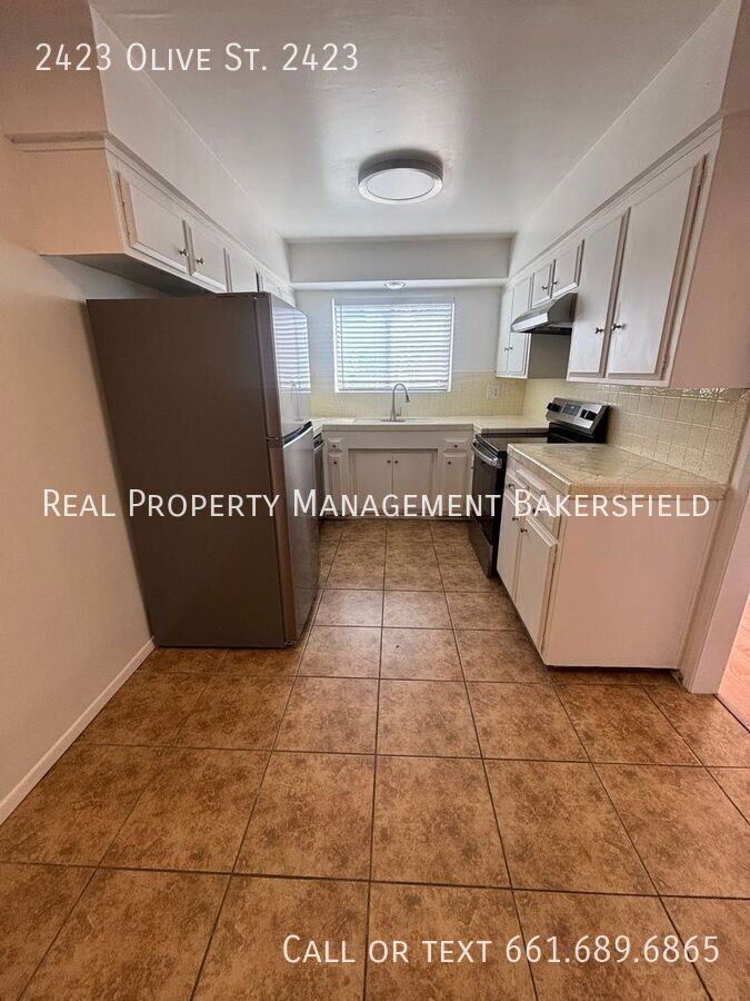 2423 Olive St - Photo 6 of 17