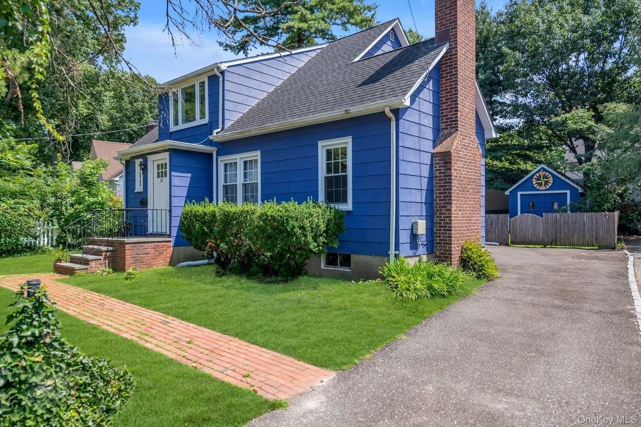 22 Harbor Rd - Photo 2 of 22