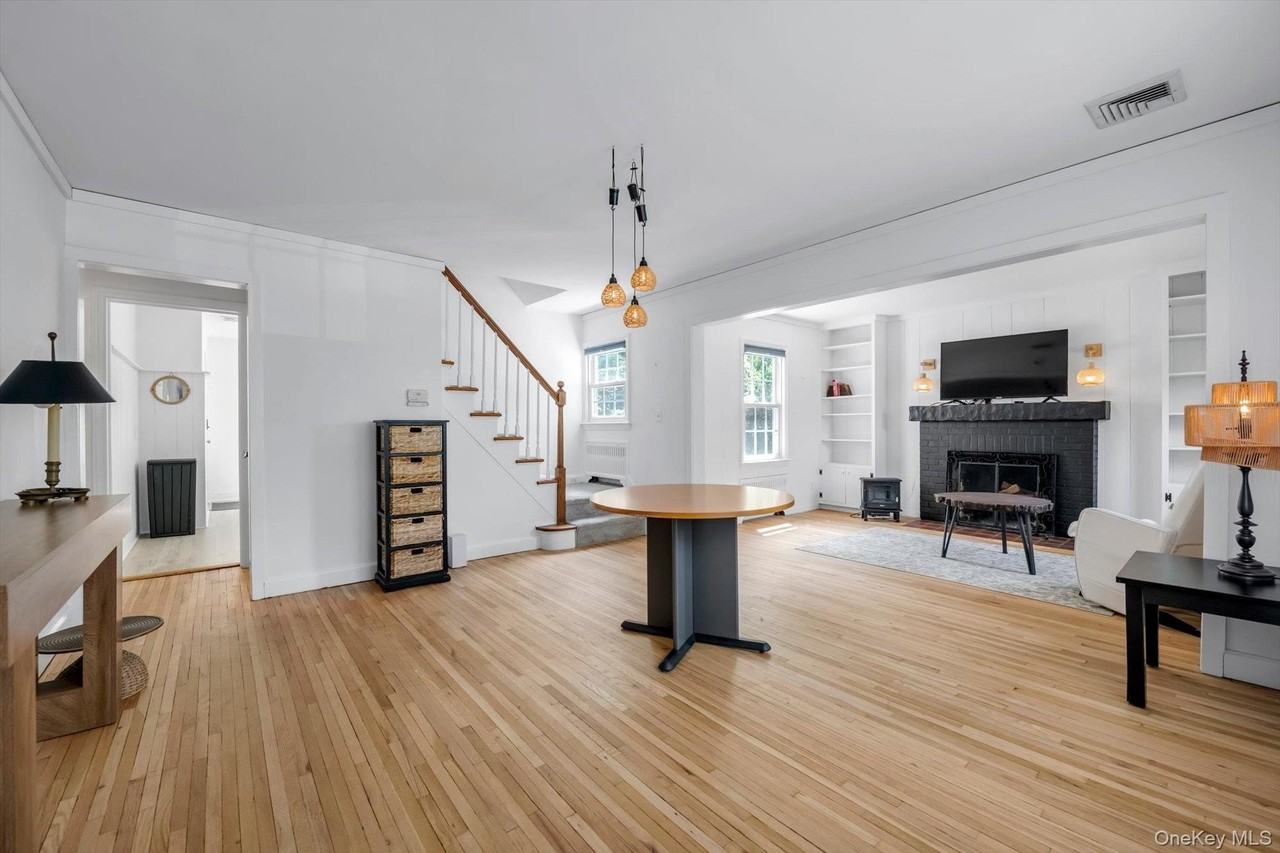 22 Harbor Rd - Photo 3 of 22