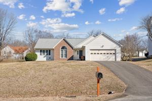 featured image of 17 S Pointe Ln #1