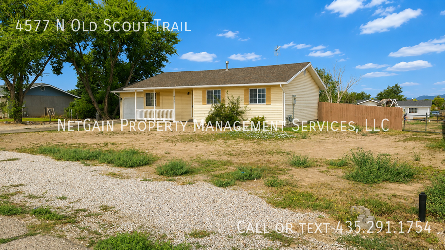 4577 N Old Scout Trl - Photo 4 of 32