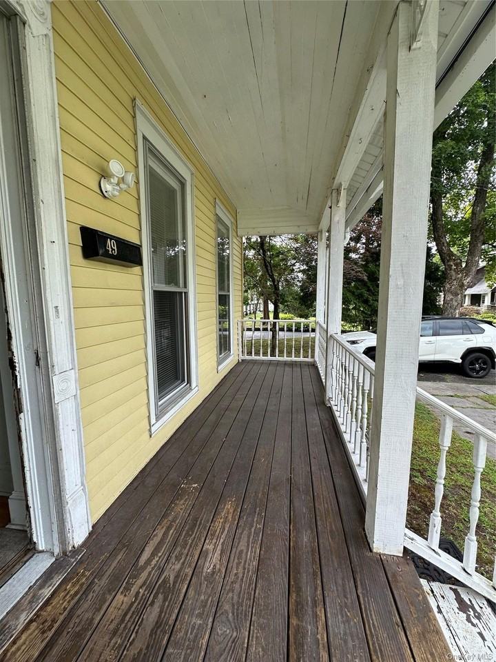 49 Orange St - Photo 2 of 30