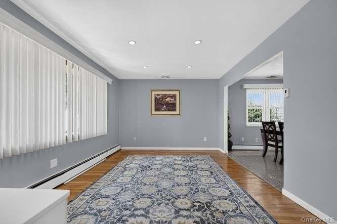 43 Stewart Ave - Photo 2 of 18