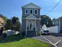 119 Whittier Dr - Photo 1 of 1