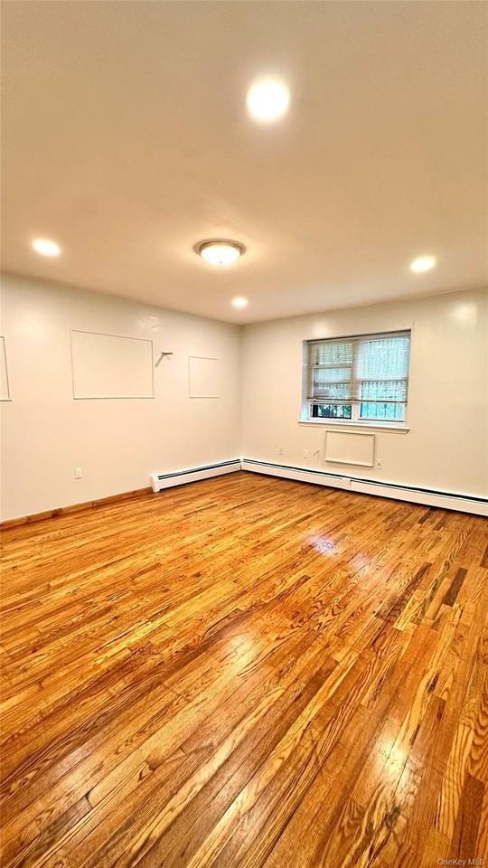 2190 De Reimer Ave #1 - Photo 7 of 15