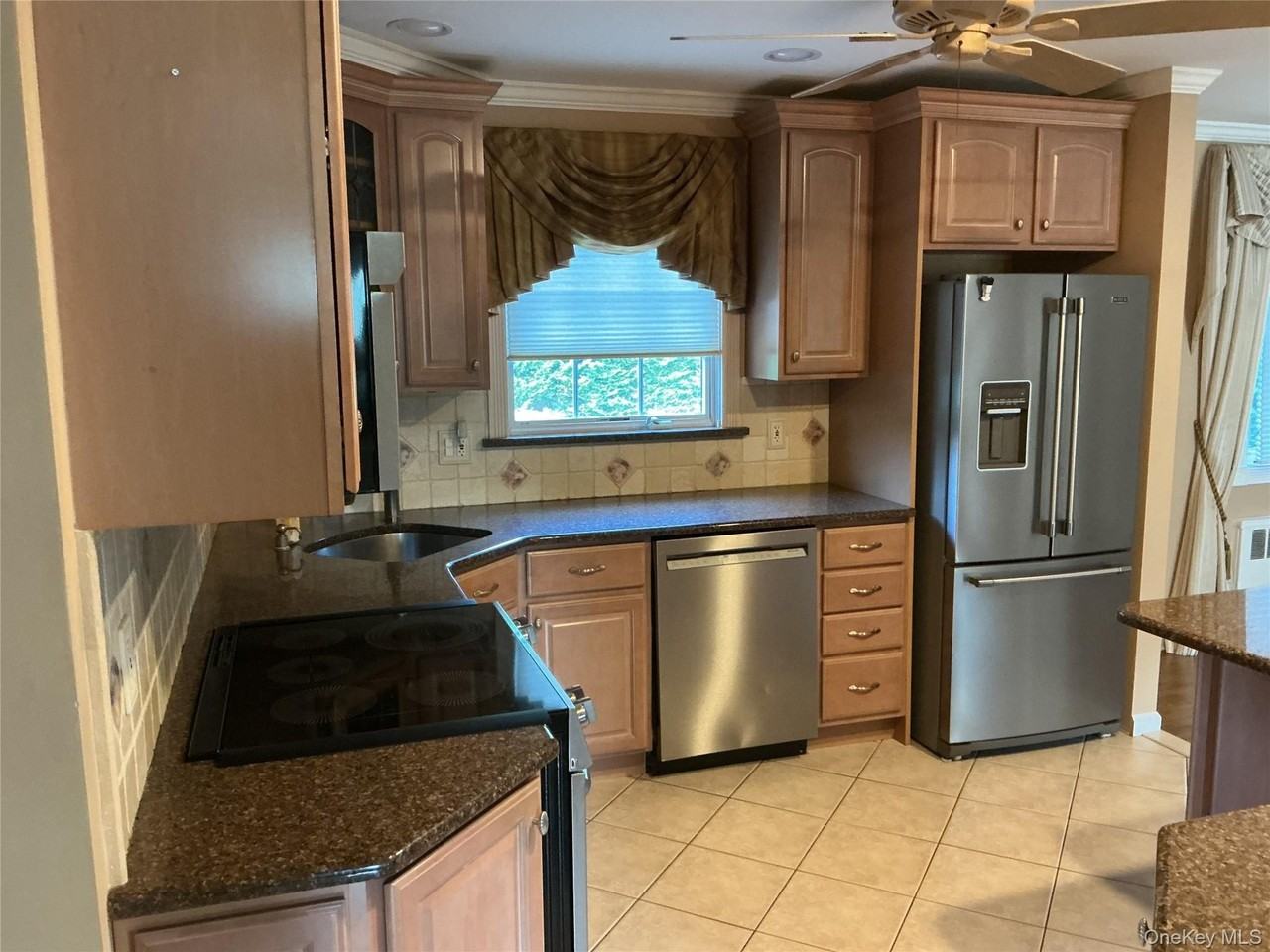 11 Frankel Rd - Photo 2 of 15