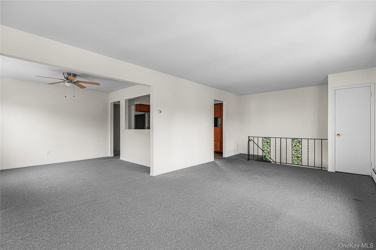 13719 257th St - Photo 4 of 17