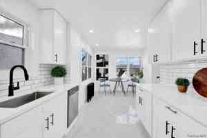 featured image of 20 Mersereau Ave