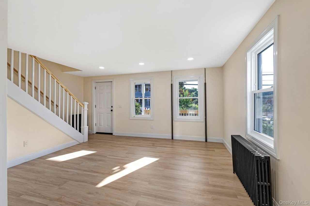 5 Grant Ave - Photo 7 of 27