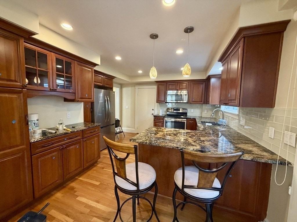 56 Noble St #56 - Photo 6 of 33