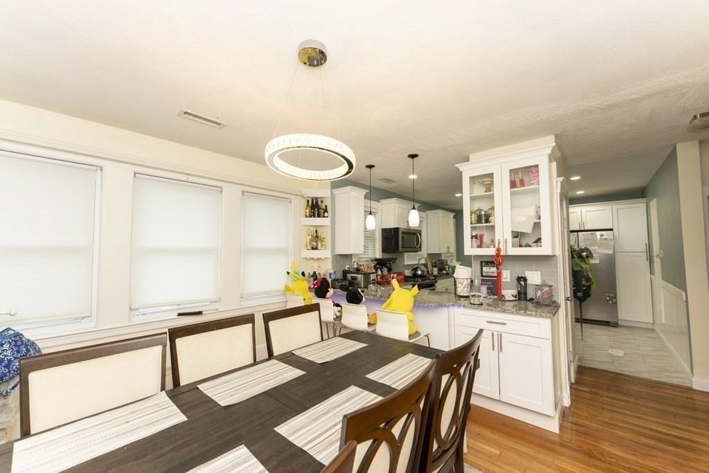 28 Waite St #28 - Photo 5 of 15