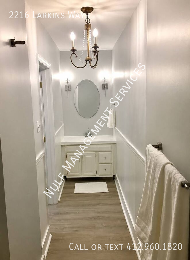 2216 Larkins Way - Photo 3 of 10