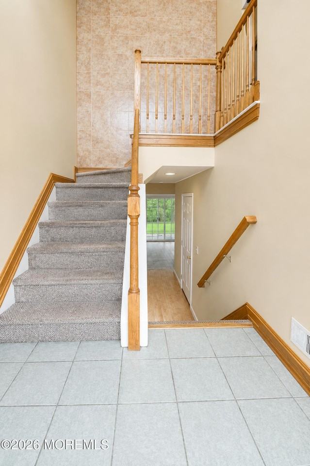 350 Bernard Dr #350 - Photo 4 of 39