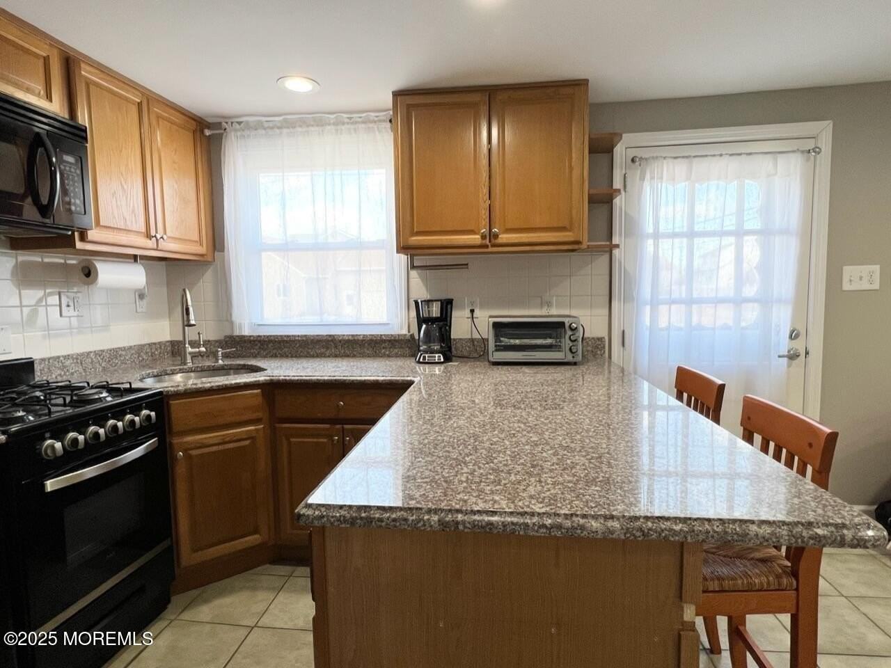 112 Kerr Ave - Photo 7 of 20