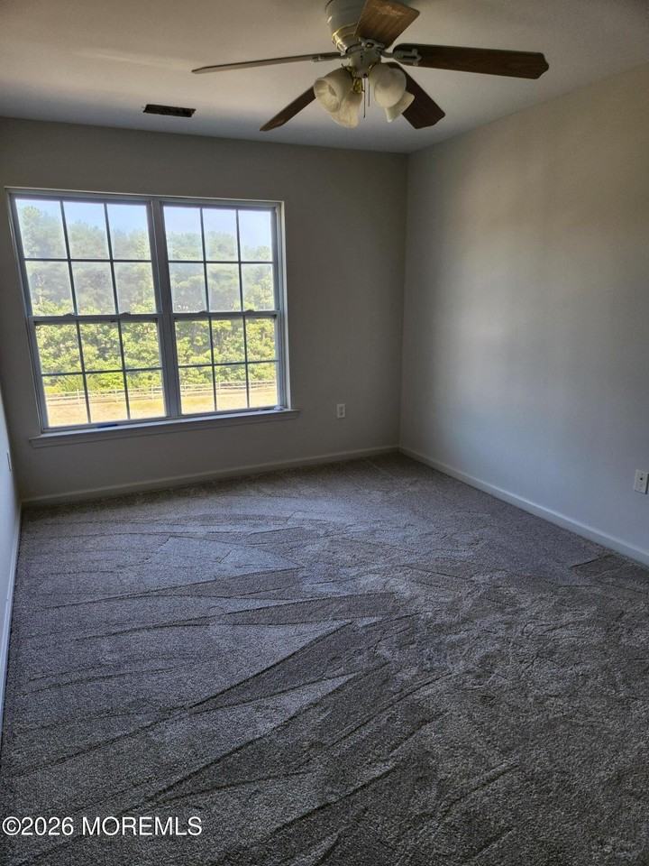 7 Bryce Ln #1504 - Photo 7 of 8