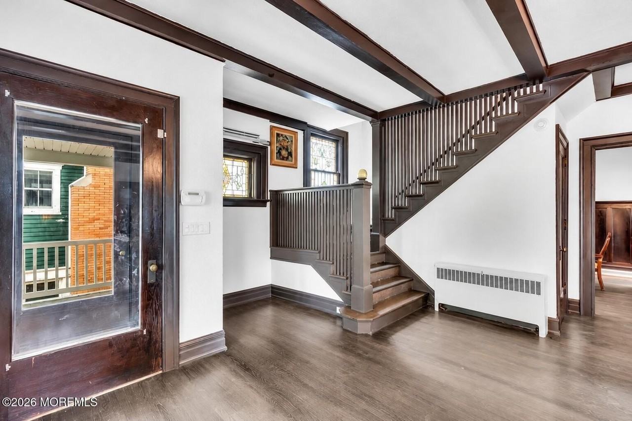 512 3rd Ave - Photo 5 of 21