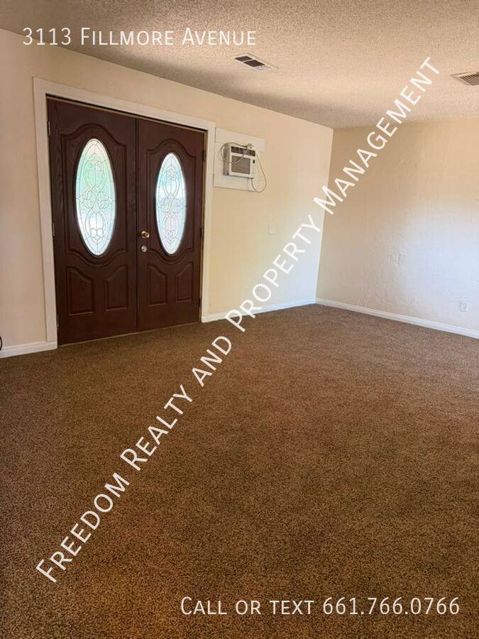 3113 Fillmore Ave - Photo 5 of 11