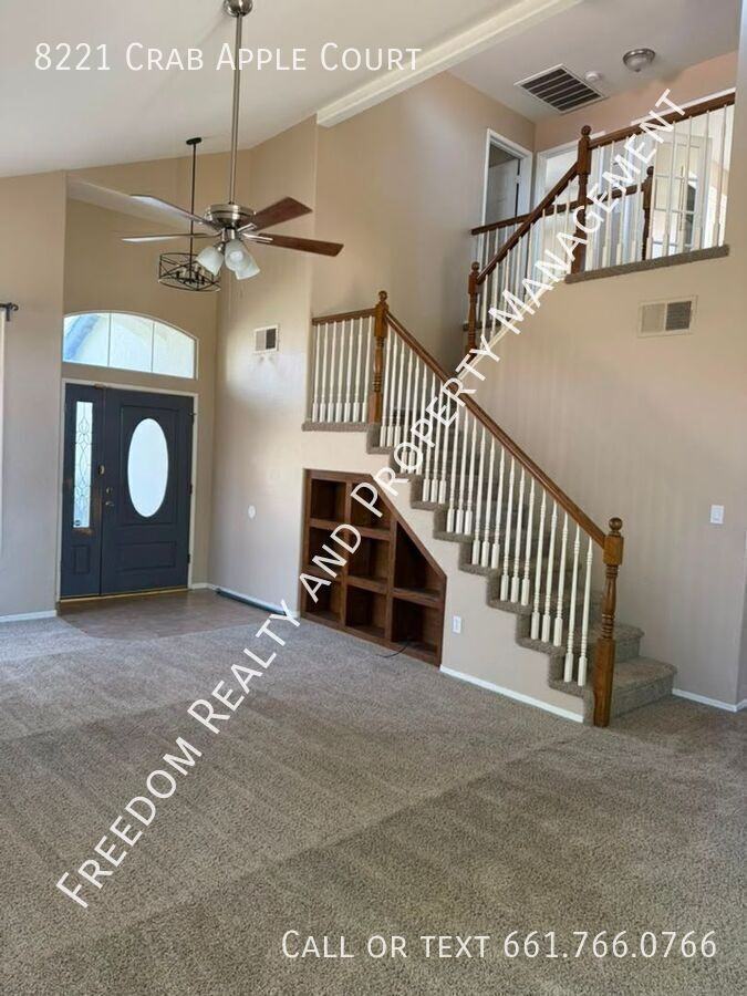 8221 Crab Apple Ct - Photo 3 of 25