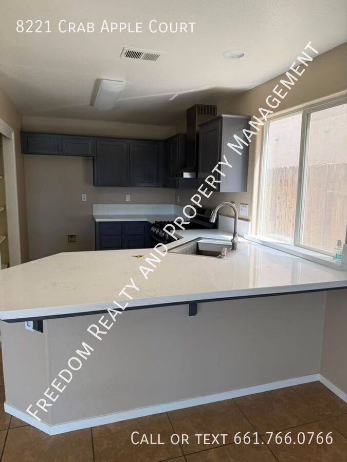8221 Crab Apple Ct - Photo 6 of 25
