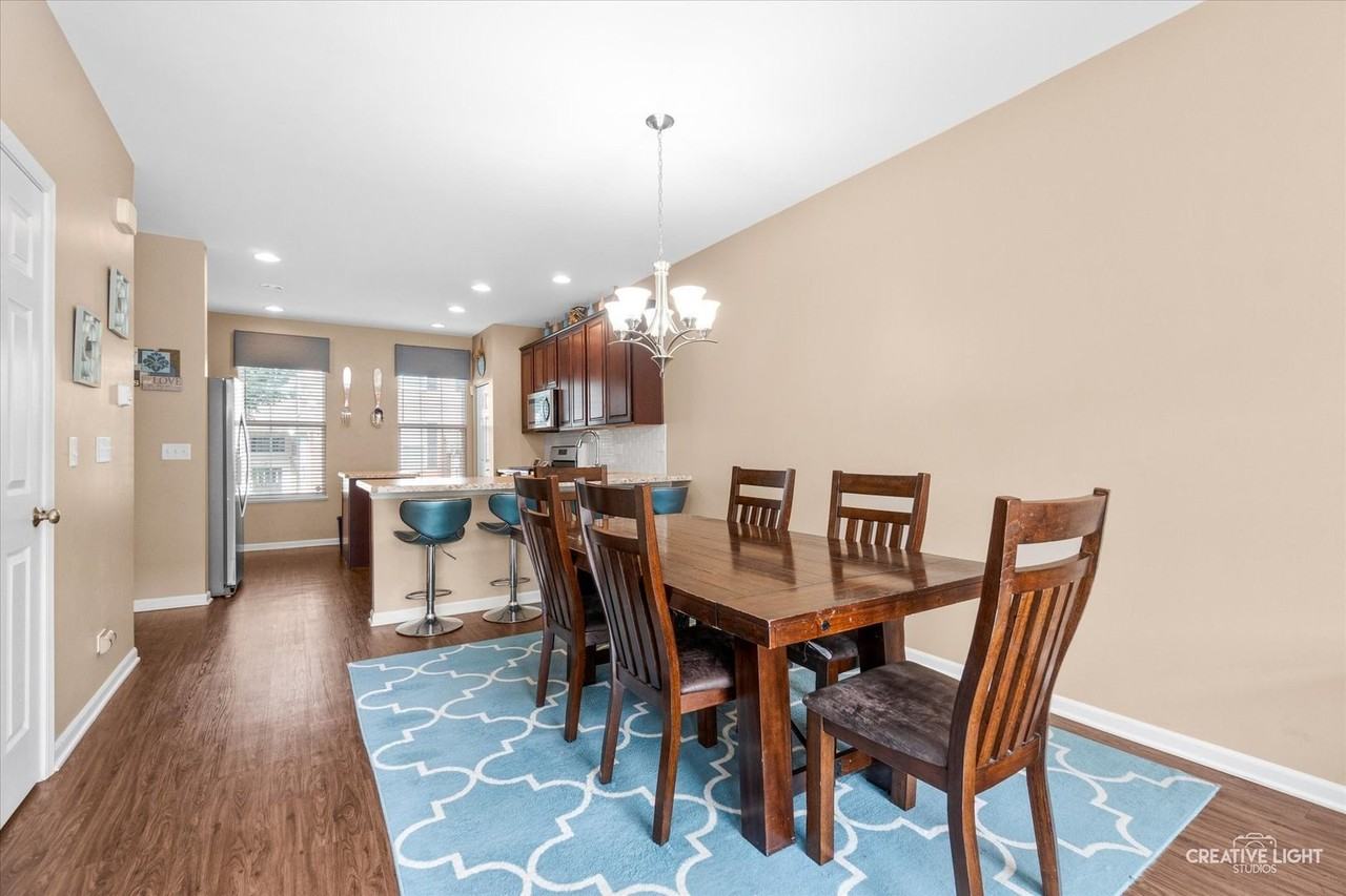 263 Lakeshore Dr - Photo 5 of 31