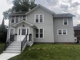 featured image of 105 University St #1