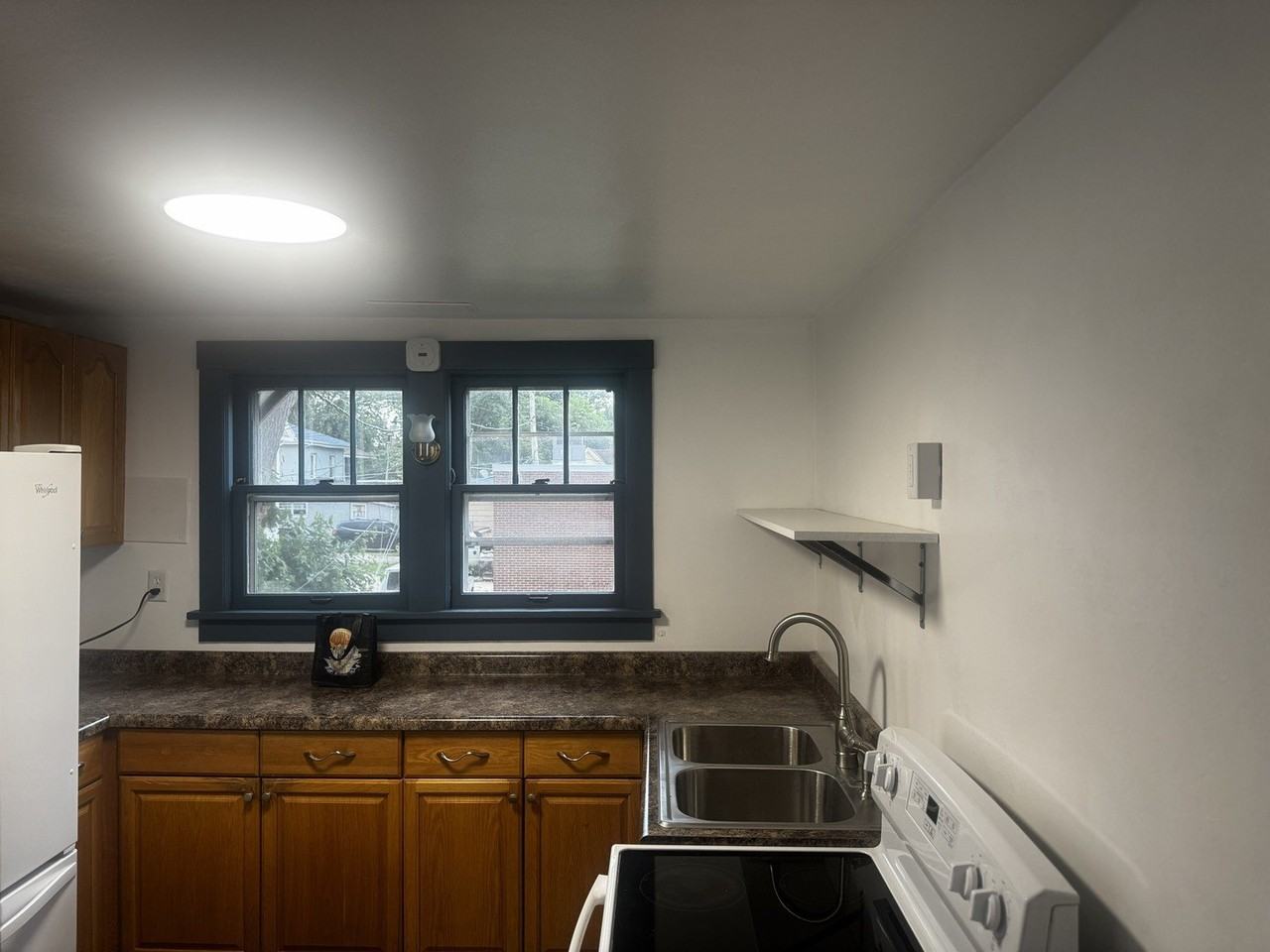 105 University St #2 - Photo 7 of 15