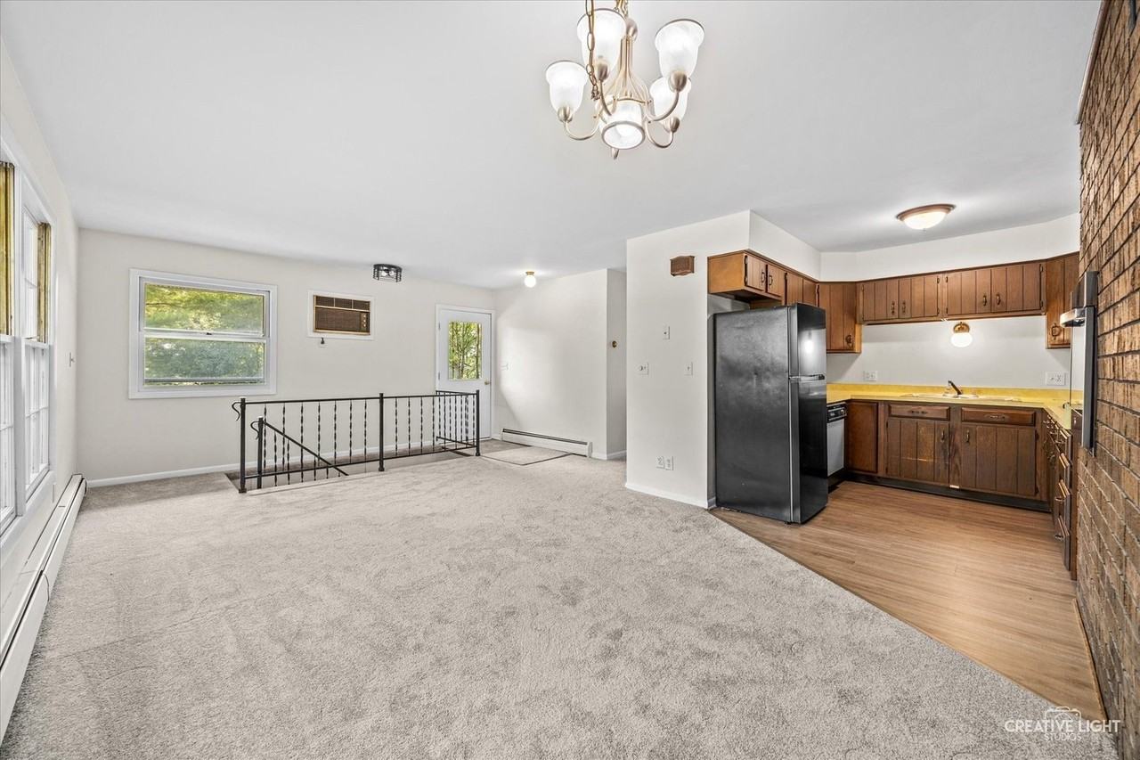 8N486 Thomas Rd #A - Photo 5 of 17