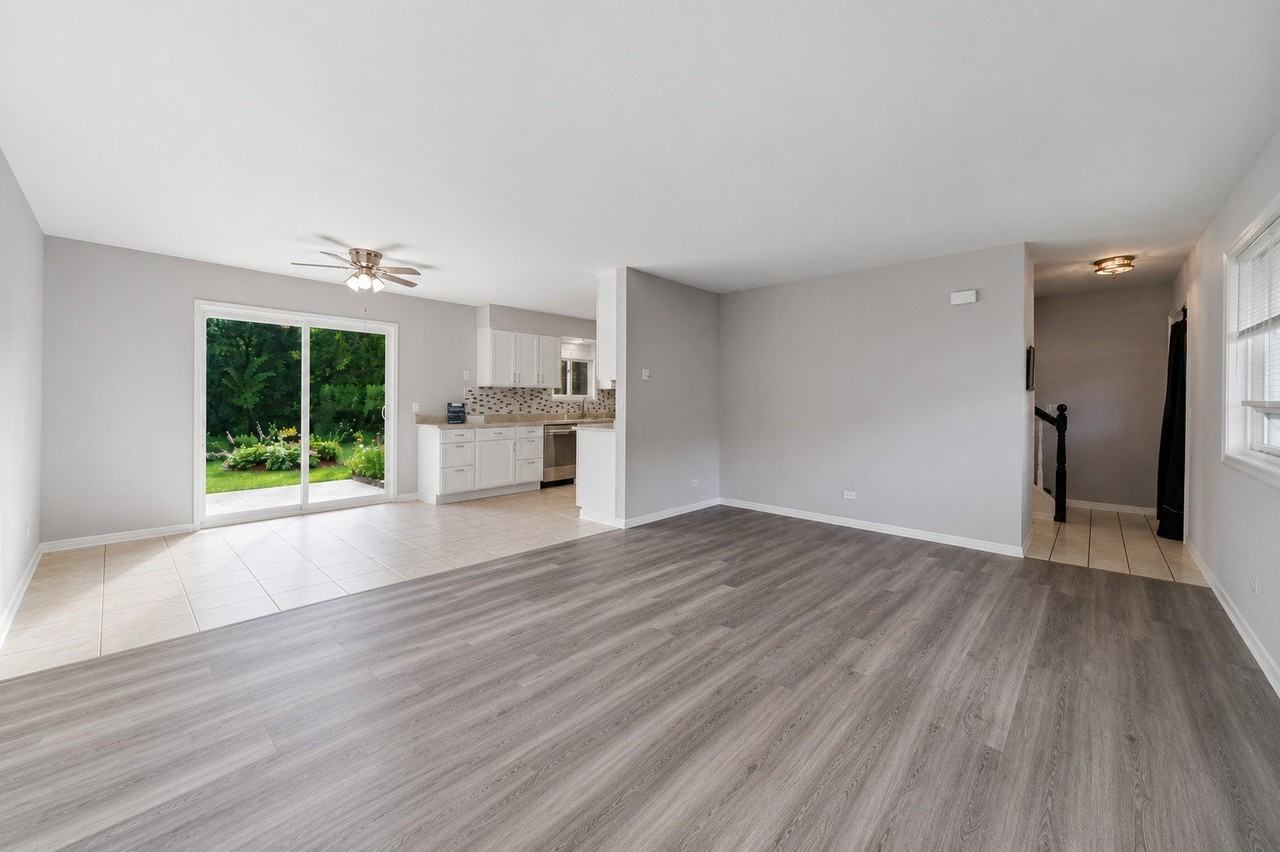 450 Valley Dr #101 - Photo 2 of 11