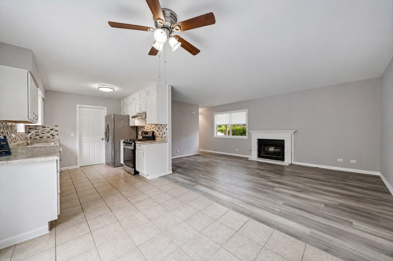 450 Valley Dr #101 - Photo 4 of 11
