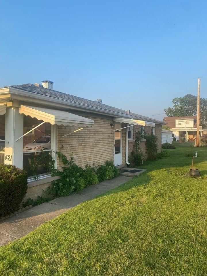 421 Hyde Park Ave - Photo 2 of 14
