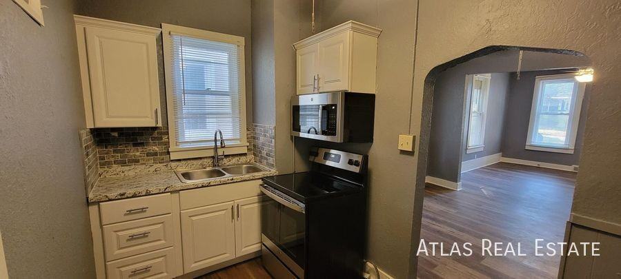 224 Spruce St #2 - Photo 2 of 12