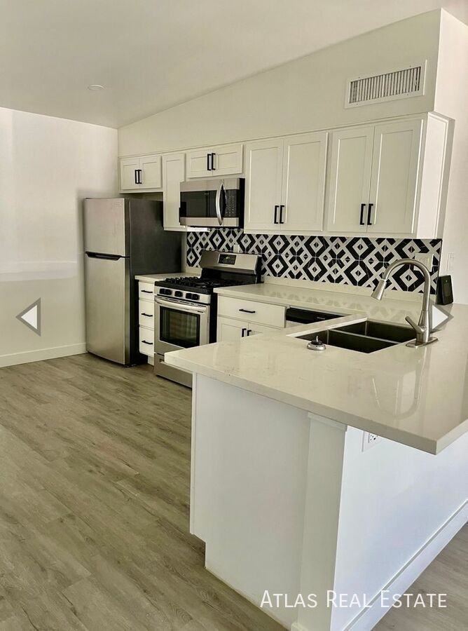1104 W Monterosa St - Photo 4 of 18