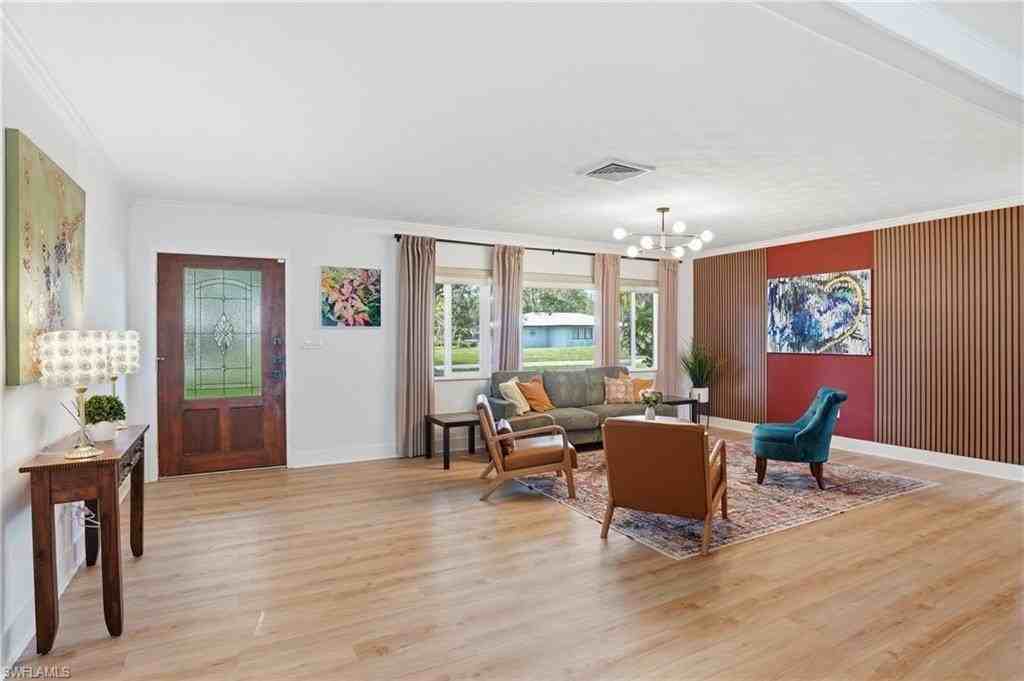 55 Aqua Ln - Photo 5 of 29