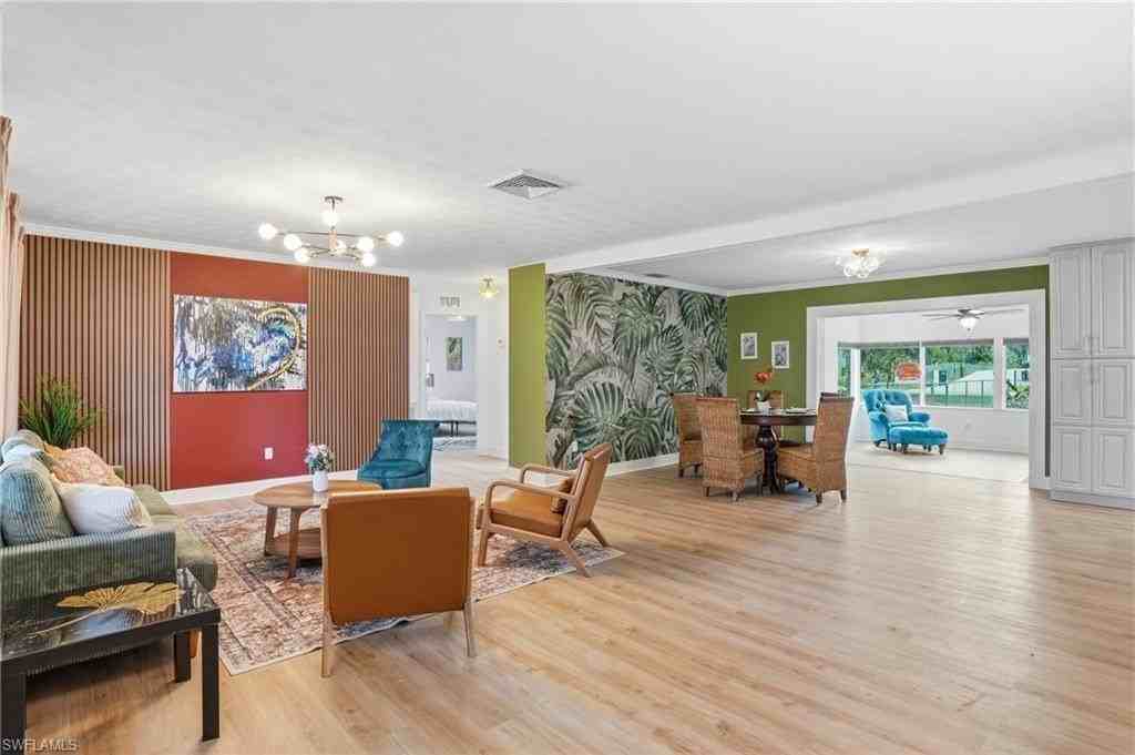 55 Aqua Ln - Photo 6 of 29