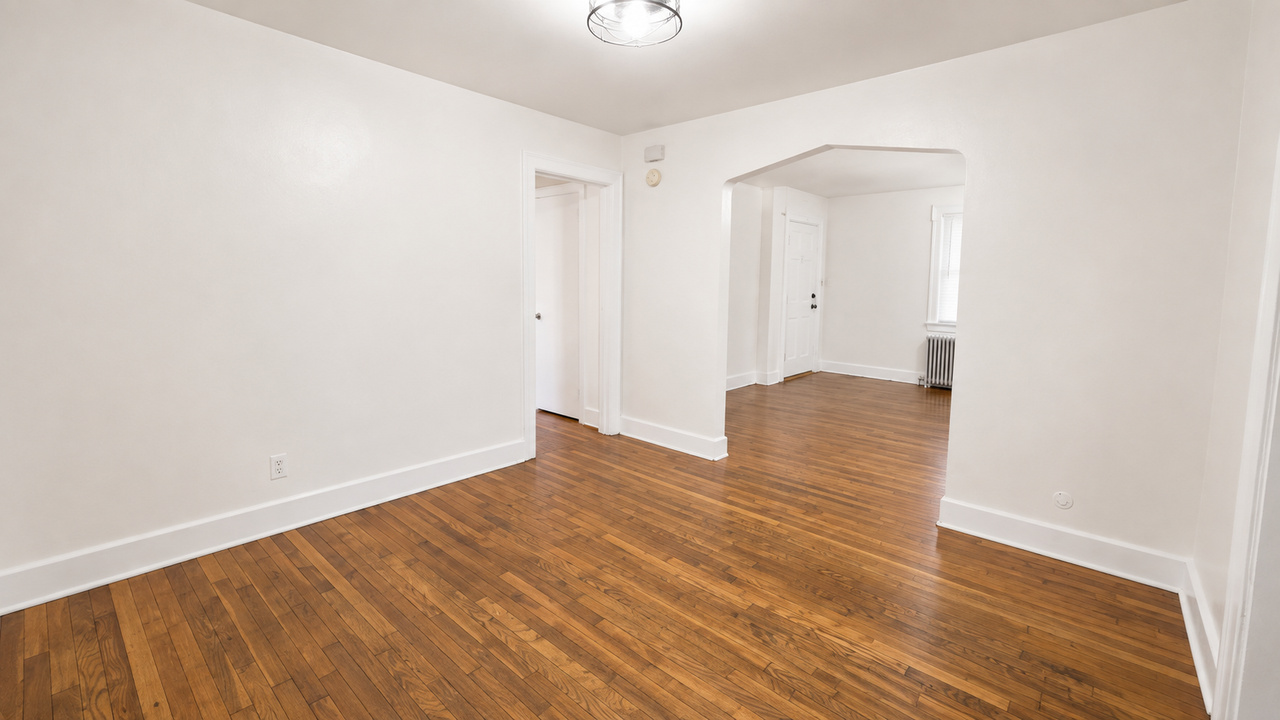 3774 Chatham Cir #1 - Photo 5 of 10