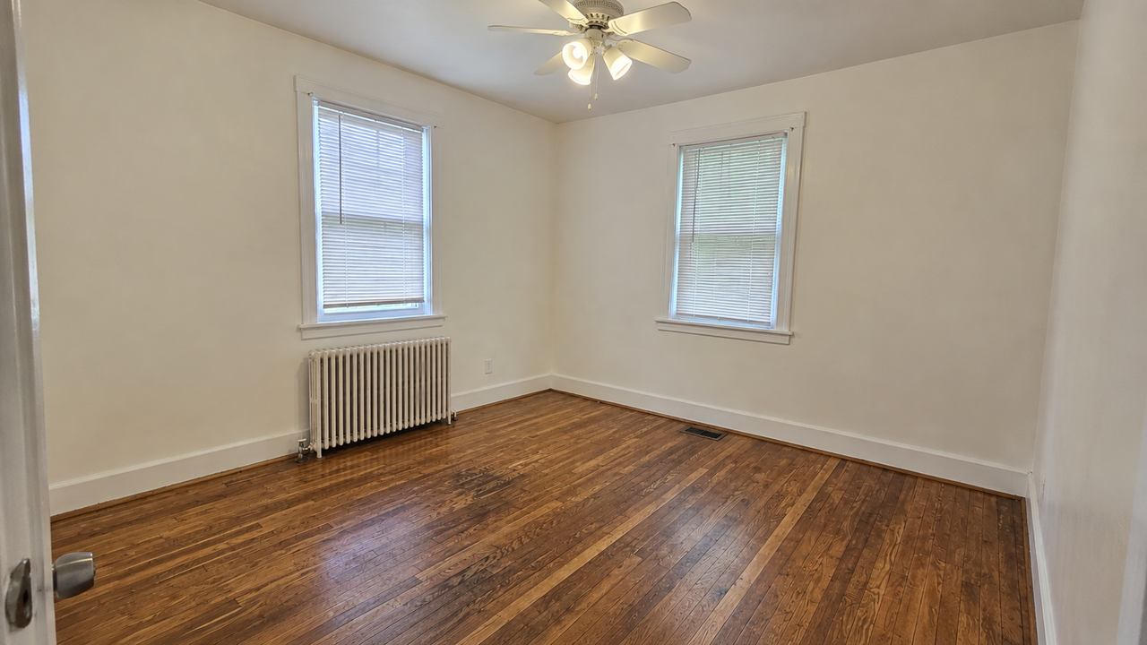 3774 Chatham Cir #1 - Photo 6 of 10