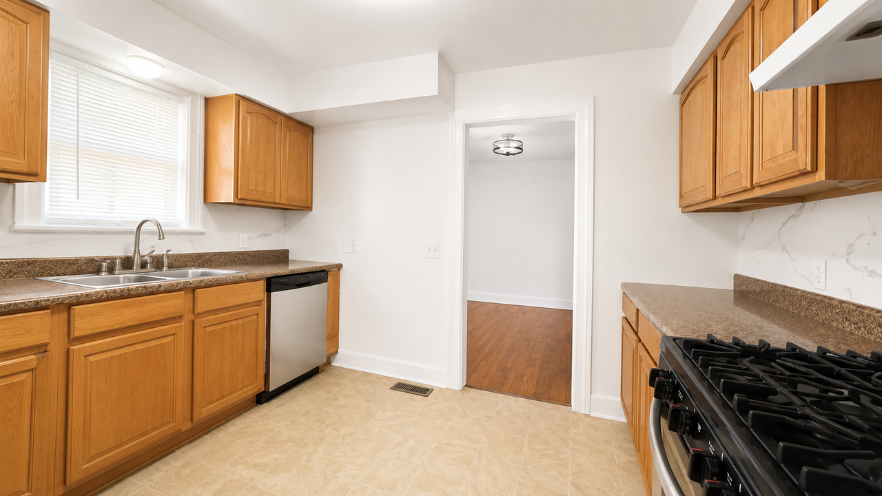 3774 Chatham Cir #1 - Photo 7 of 10