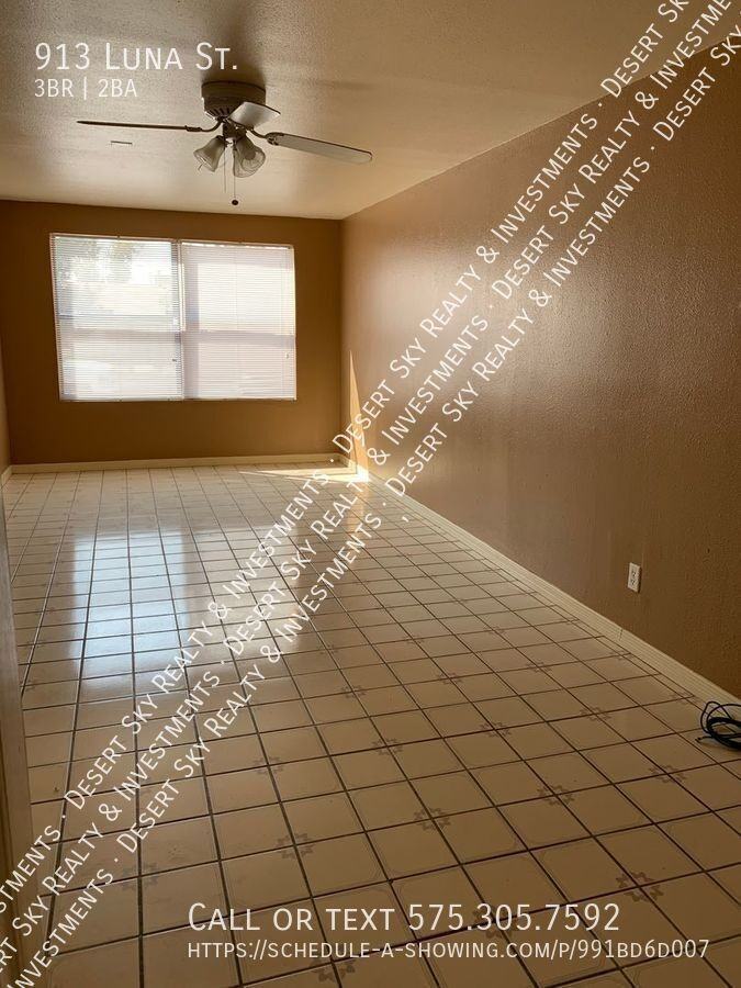 913 Luna St - Photo 3 of 14