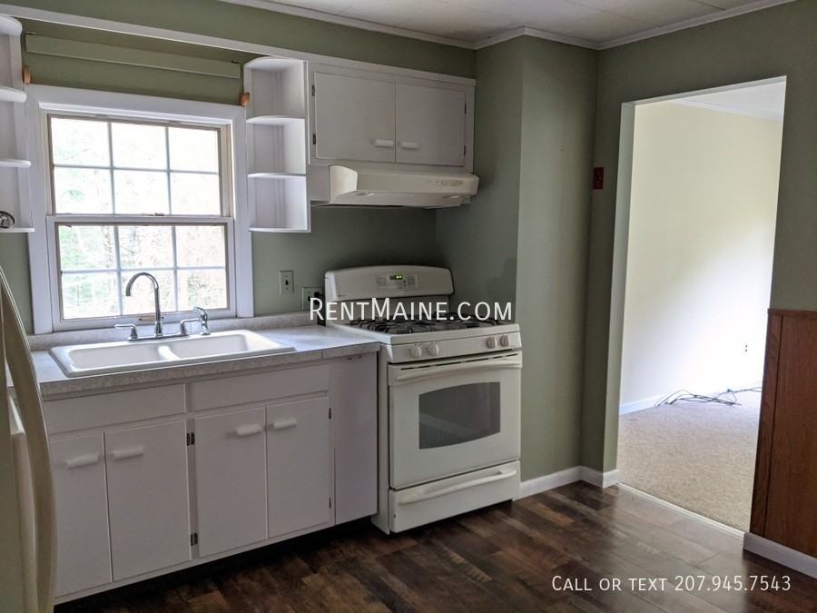 15 Hudson Rd - Photo 3 of 22