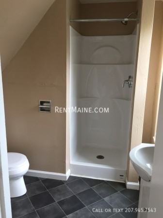 345 Hancock St Apt 2 - Photo 2 of 12