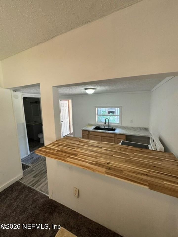 3301 Druid St - Photo 4 of 12