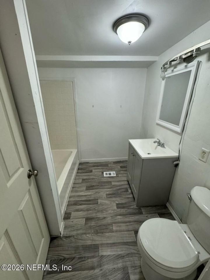3301 Druid St - Photo 5 of 12