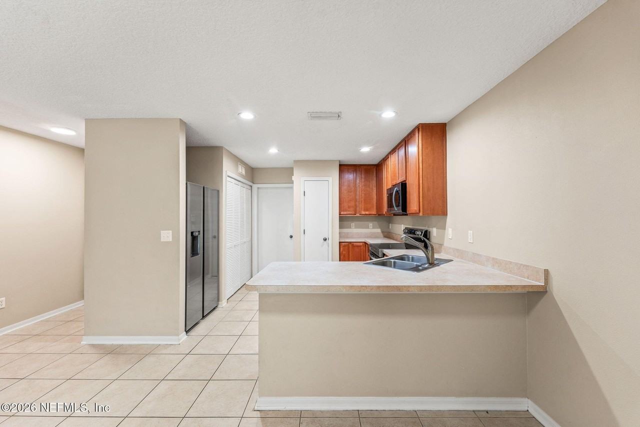 4613 Gerber Ct - Photo 7 of 23