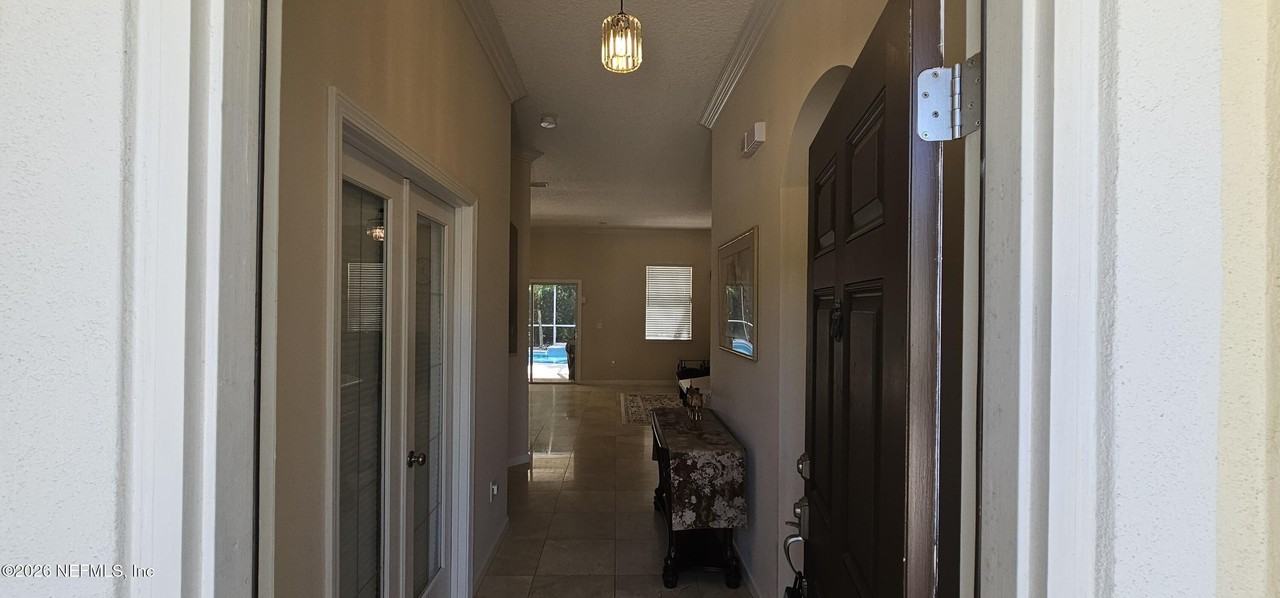 3349 Warnell Dr - Photo 7 of 32